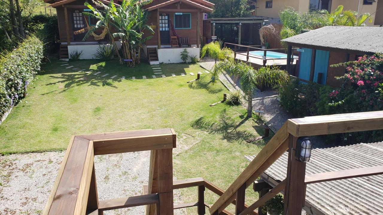Hindu Box Containers E Cabanas Praia do Rosa Eksteriør billede