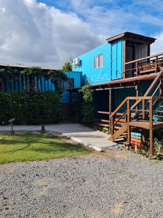 Hindu Box Containers E Cabanas Praia do Rosa Eksteriør billede