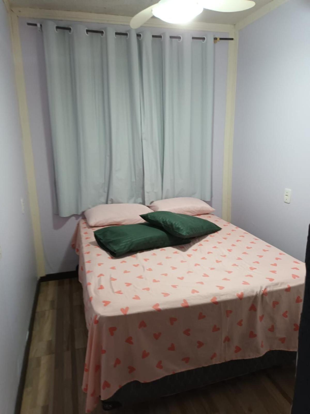 Hindu Box Containers E Cabanas Praia do Rosa Eksteriør billede