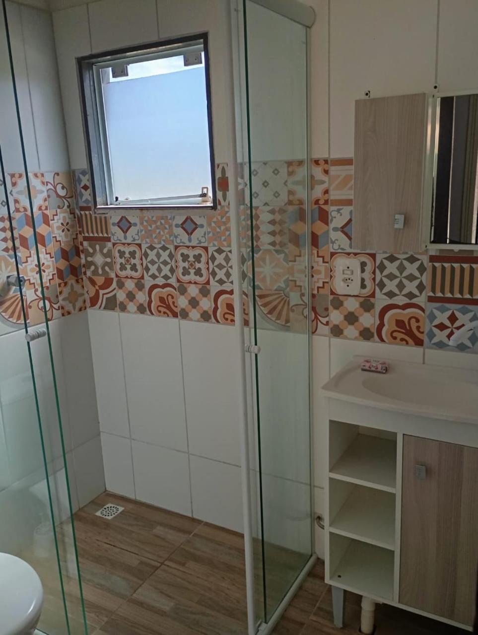 Hindu Box Containers E Cabanas Praia do Rosa Eksteriør billede